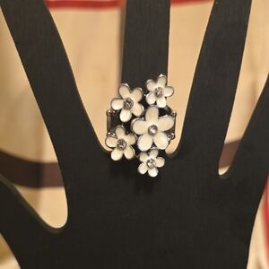 Paparazzi Silver and White Floral Ring